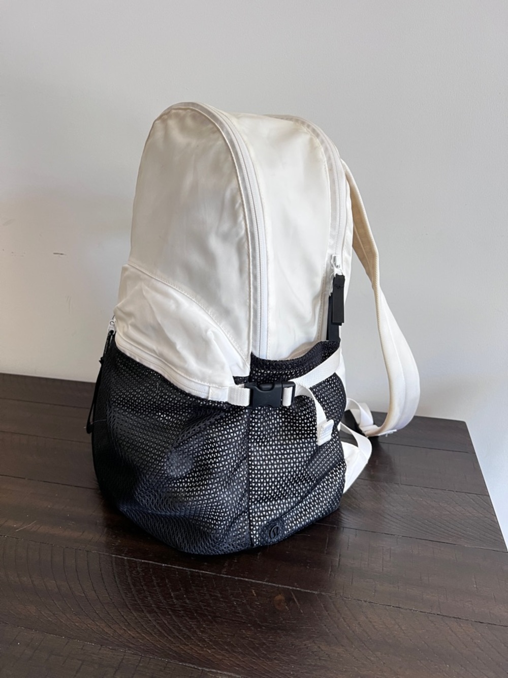 Lululemon All Hours Backpack - Picture 2 of 8